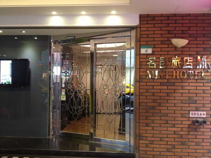 Just Live Inn-Taipei Station Buitenkant foto